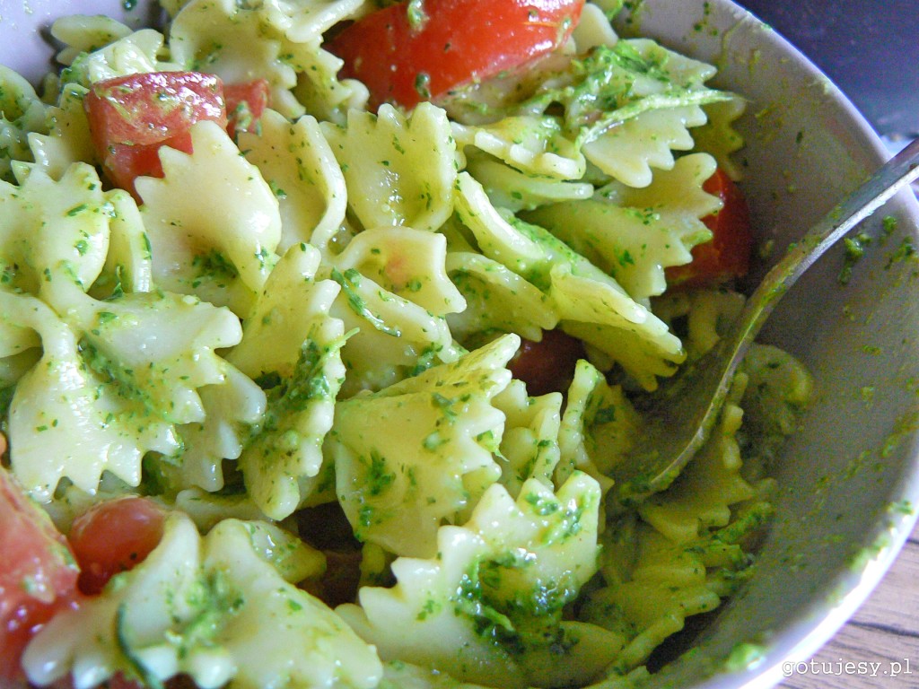 Makaron z pietruszkowym pesto